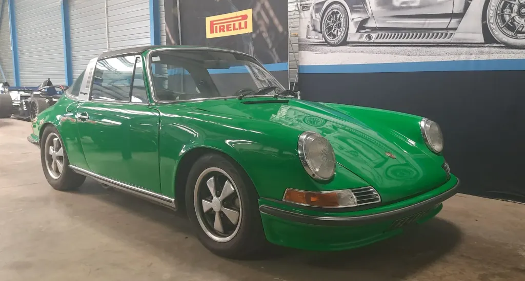 Porsche 911 type 901 2.4S Targa Oelklap